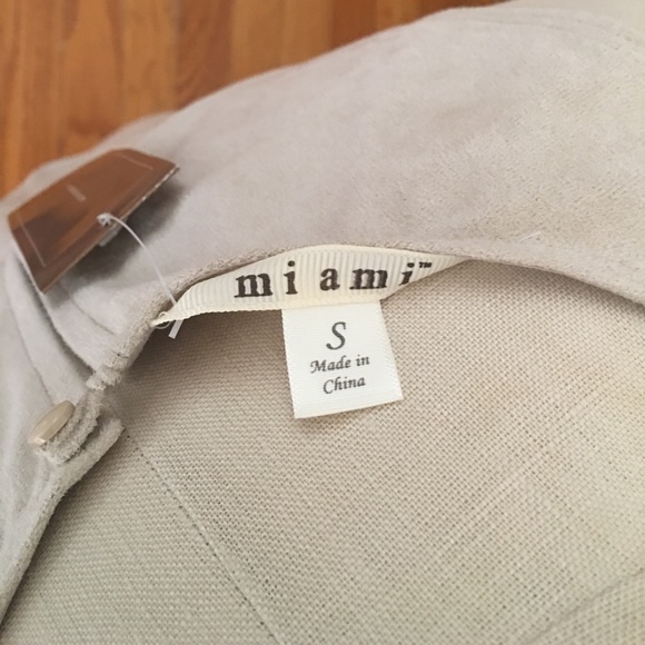 Cream suede top! - Picture 3 of 4